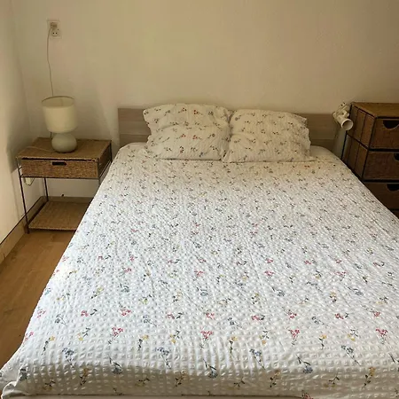 Casa *